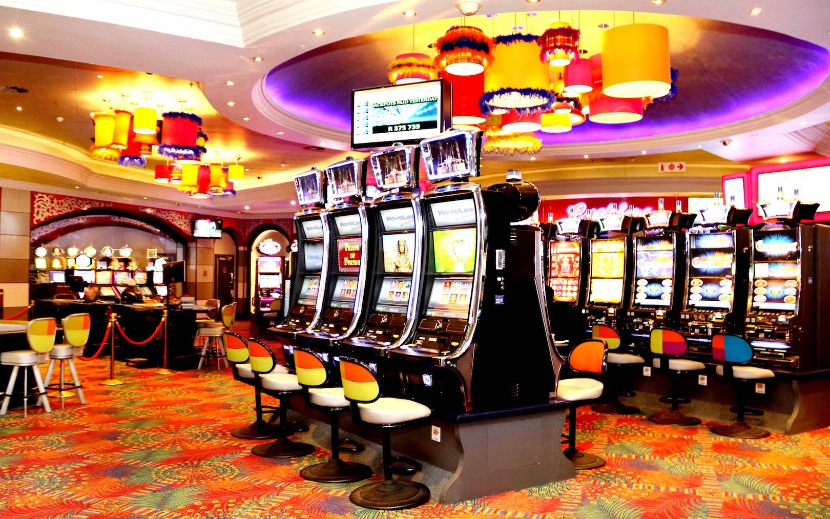Royal Flush: Tecrübe ve Stratejiyle Kazanma
